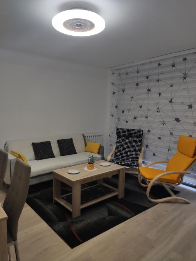 Apartamento Estel La Seu d'Urgell Zewnętrze zdjęcie